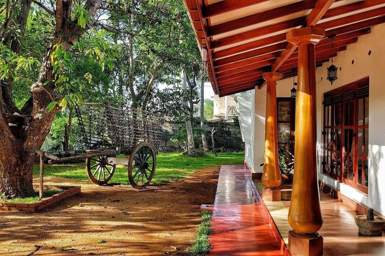 Saubagya Inn Anuradhapura Bagian luar foto
