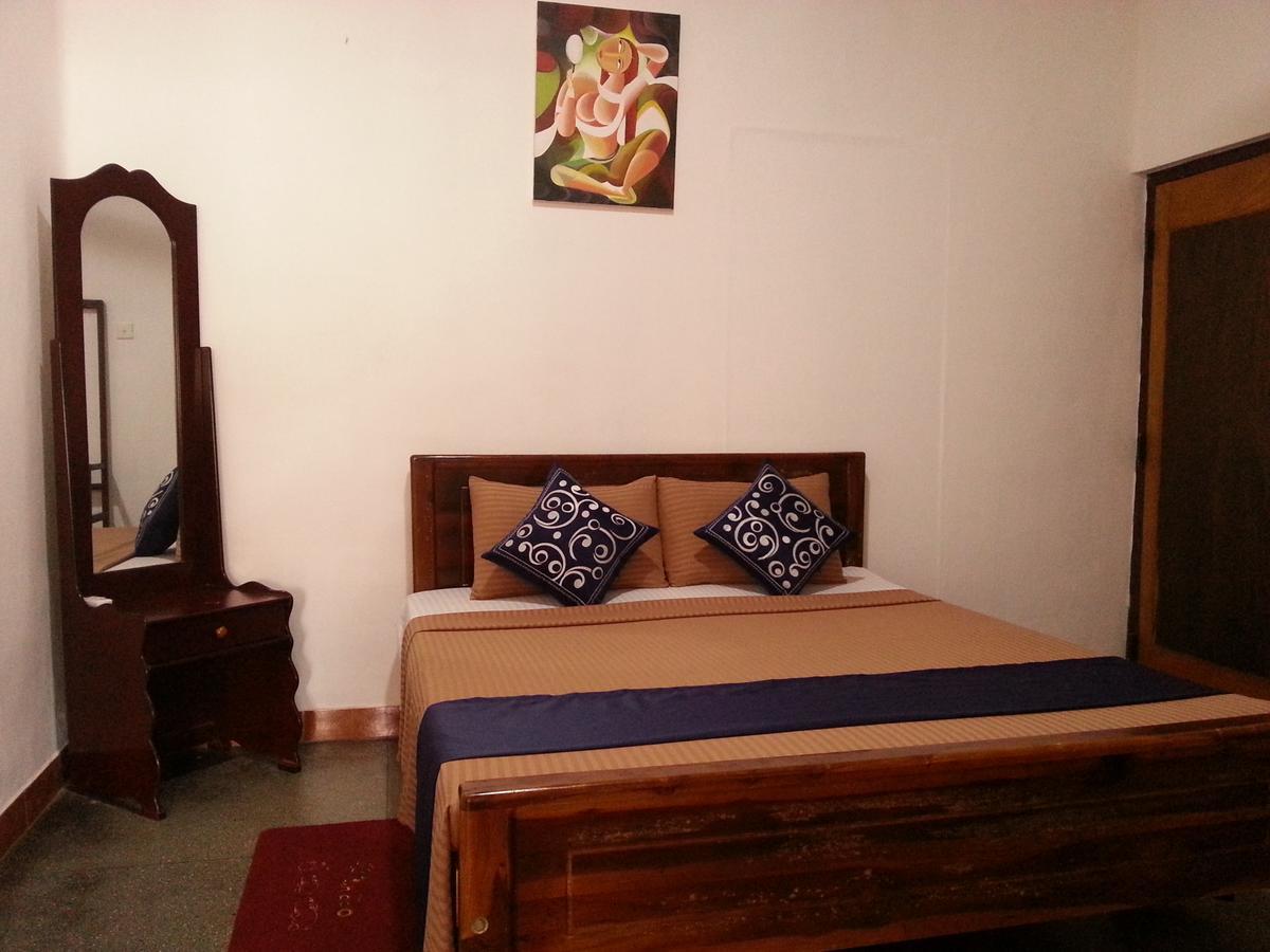 Saubagya Inn Anuradhapura Bagian luar foto